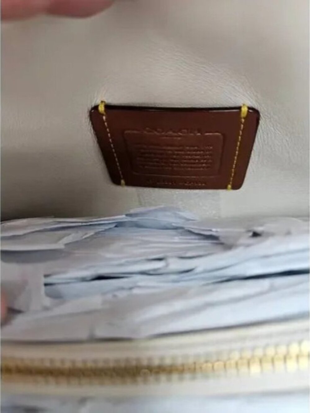 Coach Tabby Shoulder Bag 26 With Pillow Quilting Brass/Chaulk New with minor - Picture 7 of 8